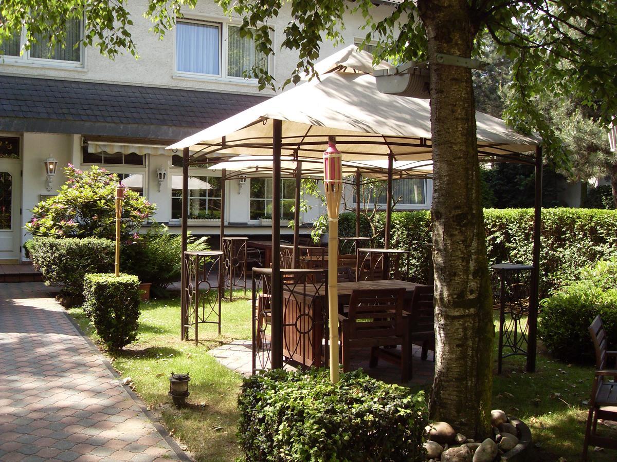 Hotel Am Stadion Duisbourg Extérieur photo